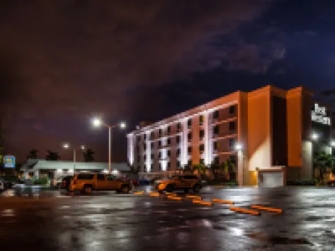 Best Western Plus Hollywood/Aventura Hotels in Hallandale Beach