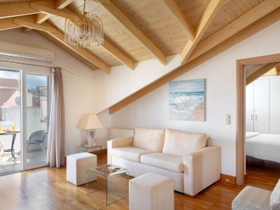 Elegant Living