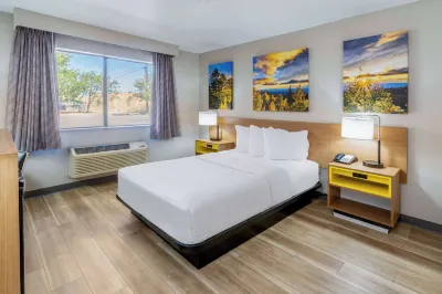 Days Inn by Wyndham Los Lunas Hotels near Belen Flea Market