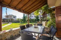 Villa Helios Hotels in Milies