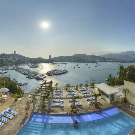 Alba Suites Acapulco