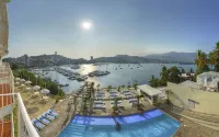 Alba Suites Acapulco - Pools