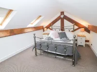 Barnfields Holiday Cottage Hotels in Staffordshire Moorlands District