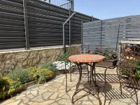 Two-Bedroom Apartment with Sea View Artmare Hotels in Lukoran