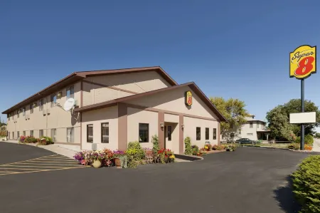 Super 8 by Wyndham Wall Отели рядом с достопримечательностью «Делта-09 Минатман Миссил Сило»