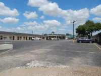 Executive Inn Pearsall - Motels