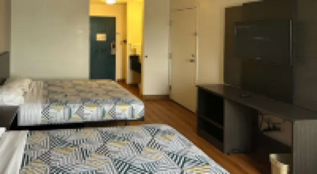 Motel 6 Waterloo, IA