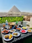 Solima Pyramids View - Pet friendly