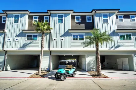 Resort Pool Walk to the Beach Island Views Little Beach House by AvantStay