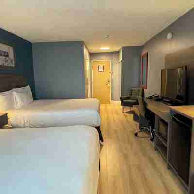 Anchor Inn and Suites Rooms