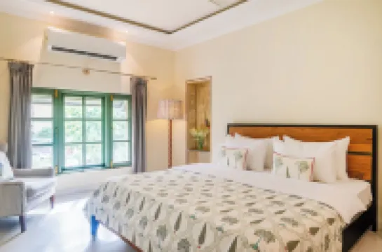 ニラヴィ ジャイプール のホテル