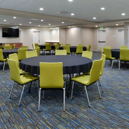 Holiday Inn Express LODI by IHG