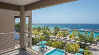 The Beach House Hotels in Willemstad
