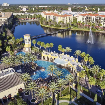 Hilton Grand Vacations Club Tuscany Village Orlando Отели рядом с достопримечательностью «Grand Cypress Golf Club»