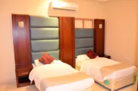 Silent Room 3 by Quiet Rooms