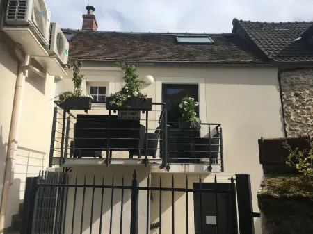 Les Chambres d'Orsay Отели в г. Лез-Юлис