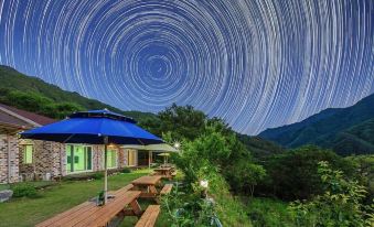 Youngwol Cloud Garden Pension