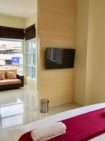 Miracle Hotel Manado Отели в г. Tikala