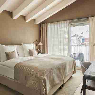 Schloss Zermatt - CBD & Adaptogenic Spa and Sport Hotel Rooms