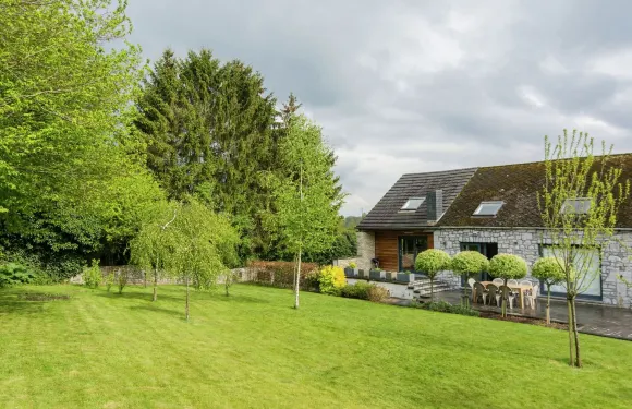 Soumoy的舒適卧室小屋