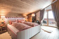 Lech Lodge - Legendary Hotels in Bludenz