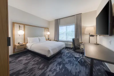 Fairfield Inn & Suites Charlotte Belmont Hotels in der Nähe von Daniel Stowe Botanical Garden