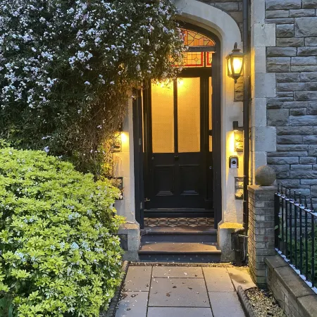 Number One Hundred Bed and Breakfast