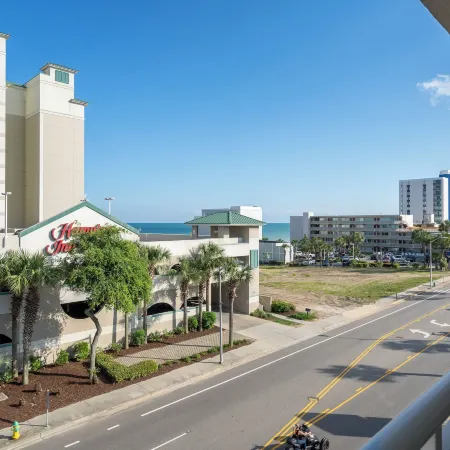 The Sandbar Hotel, Trademark Collection by Wyndham