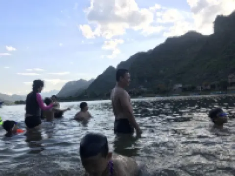 Phong Nha Coco Riverside Hotels in Son Trach