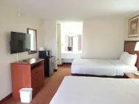 德克薩斯尚羅克紅屋頂旅館