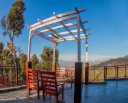 The Himalayan Voyage Hotels in Majkhali