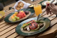 Las Qolqas Eco Resort Hôtels à : Urubamba