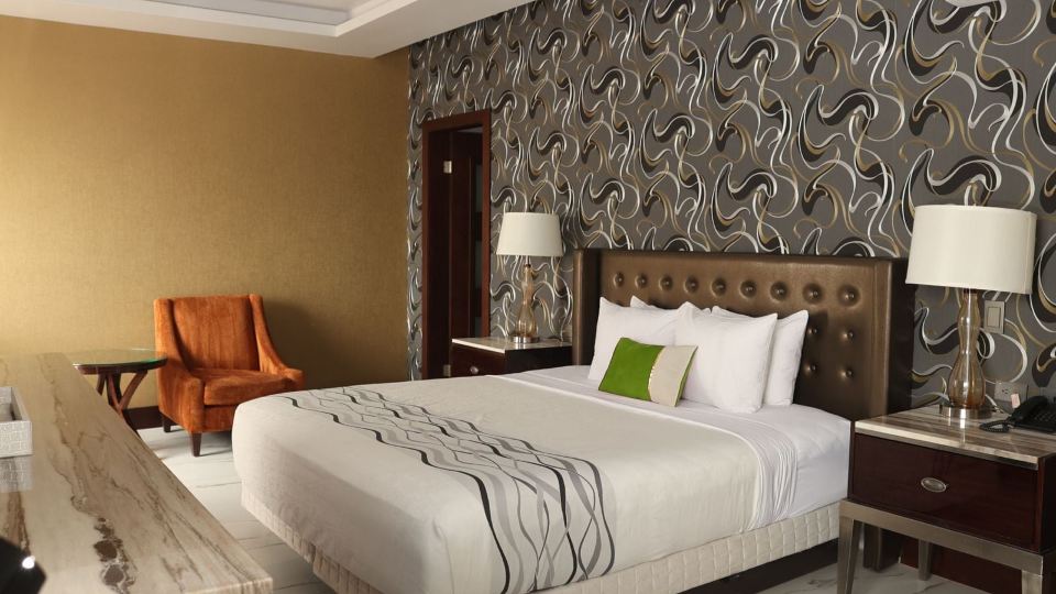 Hotel Grand One Plaza