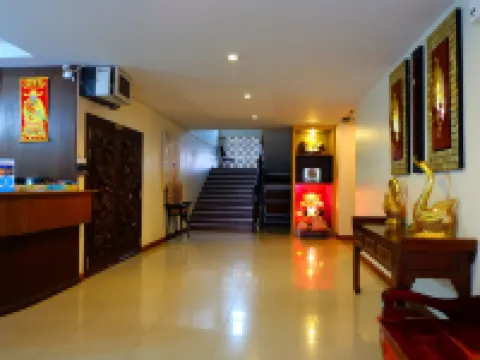 Baan Suanphet Resort Hotels near Kamphaeng Phet City Pillar Shrine