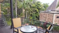 Sanctuary Resort Motor Inn