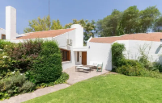 由Vilvey旅遊公司的果園客棧