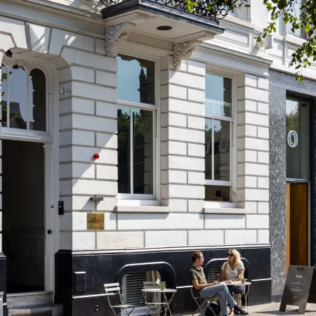 Hotel âme Отели рядом с достопримечательностью «Дом Сонневельда»