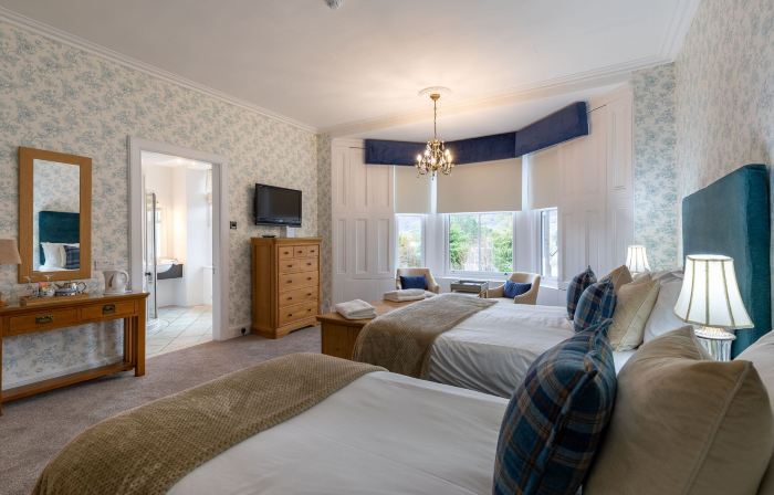 Craigroyston House & Lodge