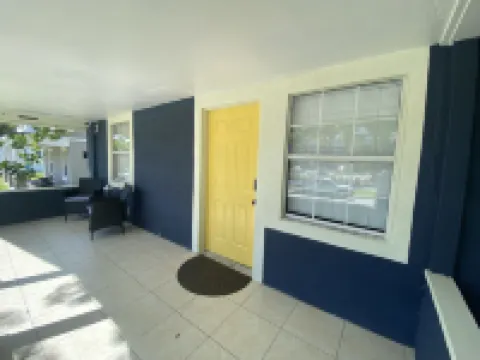 Bella Breeze Hotels in Sanford