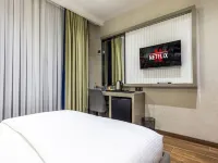 Dem Premium Hotel - Round Trip Airport Service - Istanbul International Airport Hotels in Istanbul