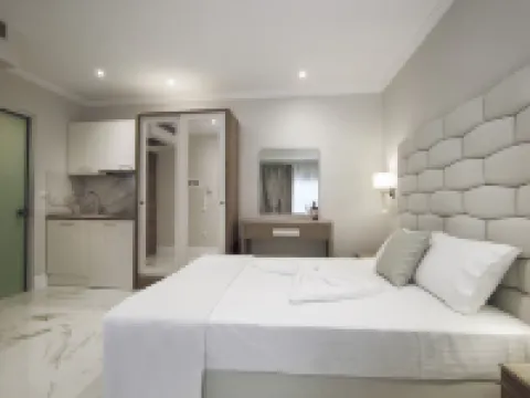 La Mer Apartments Hoteles en Sitonia