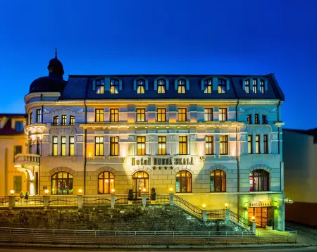 Boutique Hotel Dubná Skala Отели в г. Раецке-Теплице