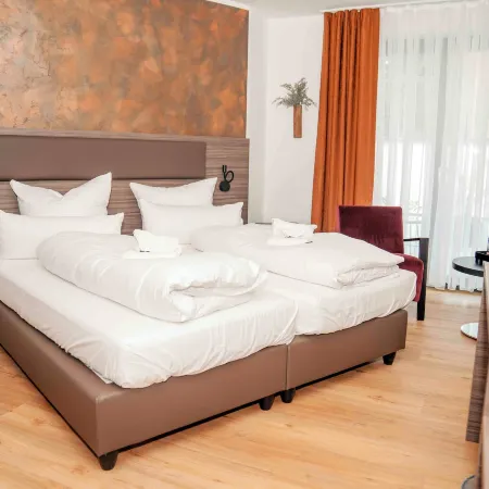 Central Hotel & Lounge Adult Only