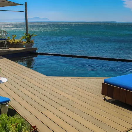 185 on Beach Boutique Suites