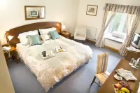 Longlands Inn & Cottages فنادق في Priest Hutton
