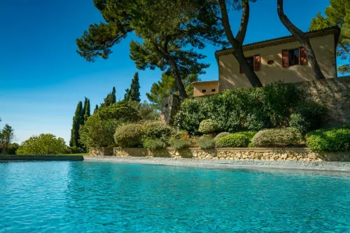 Domaine de Saint Clair Hotels in Gardanne