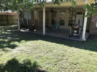 Wonderful, Spacious, Upscale Game Day home just 5 miles from Kyle Field!