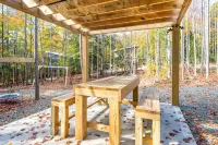 Unique Treehouse Community in Nature's Embrace - Enchanting Retreats 볼드윈 호텔