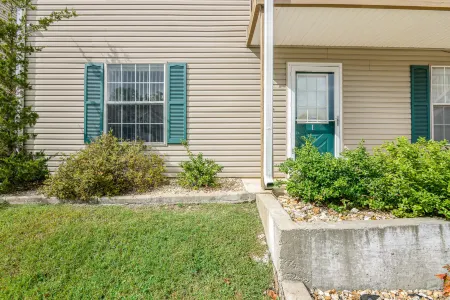 Comfortable and conveniently-located home with central AC, patio, & washer/dryer