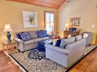 Shared Pool and Cozy Cabana - Enchanting Getaway